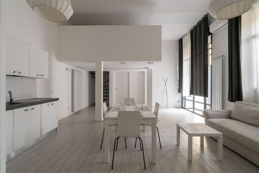 Spazioso Loft: Coldilana14 Milan Luaran gambar