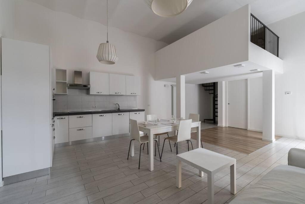 Spazioso Loft: Coldilana14 Milan Luaran gambar