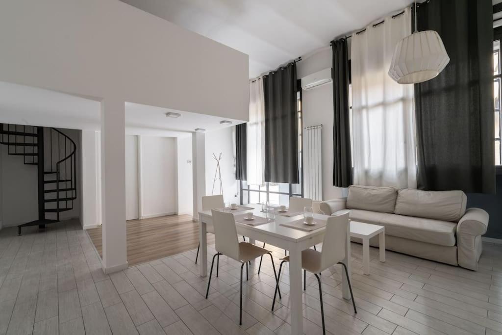 Spazioso Loft: Coldilana14 Milan Luaran gambar